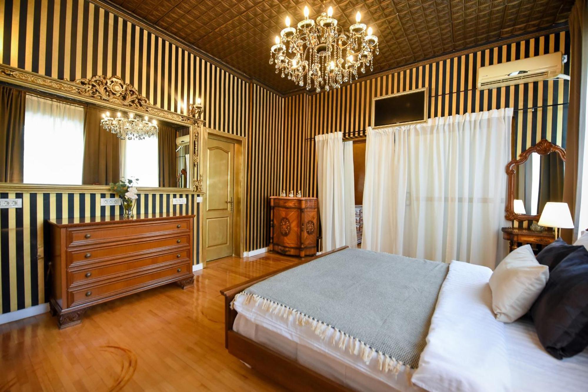 Centrally Located 2Br Apartment With Balcony & Unique Design Bucarest Esterno foto