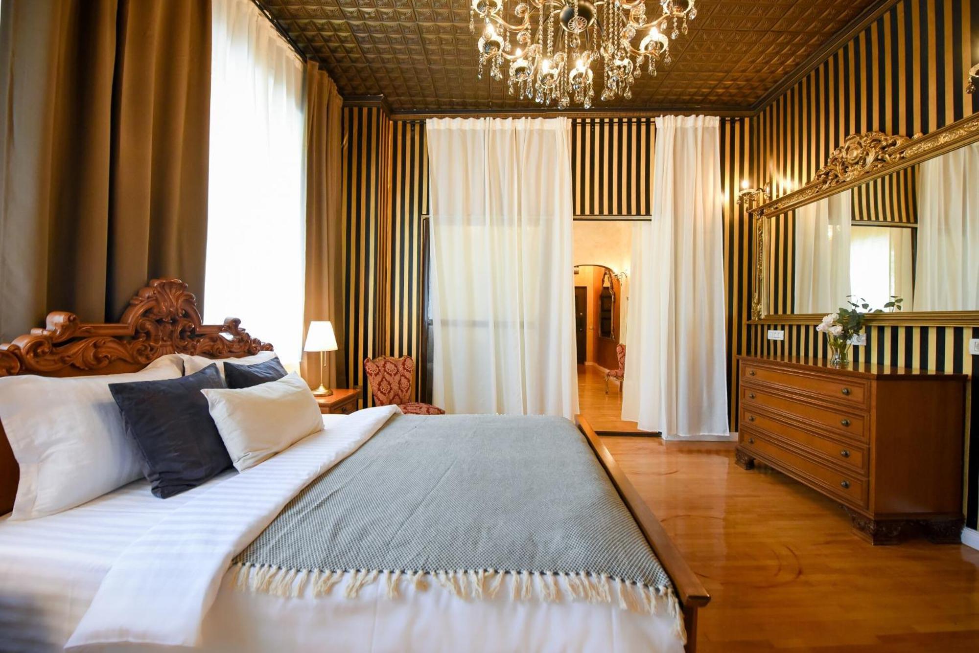 Centrally Located 2Br Apartment With Balcony & Unique Design Bucarest Esterno foto